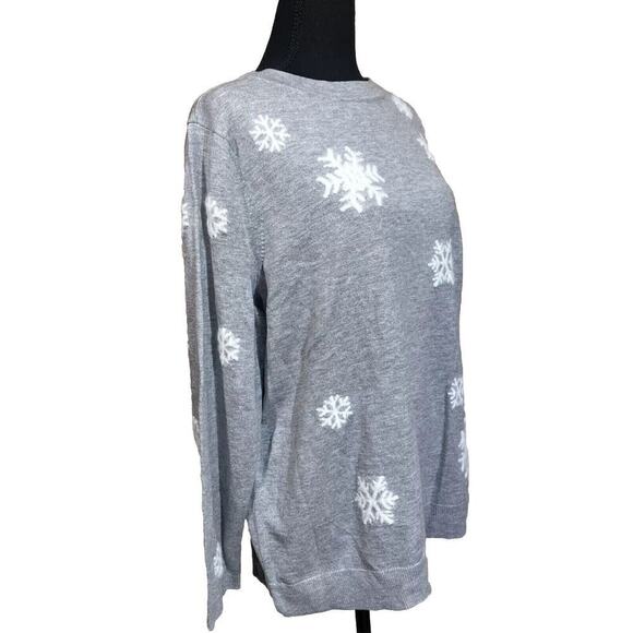 NWT Talbots Sz XLP Cashmere Blend Long Sleeve Crew Neck Sweater Grey Snowflakes - Picture 2 of 12